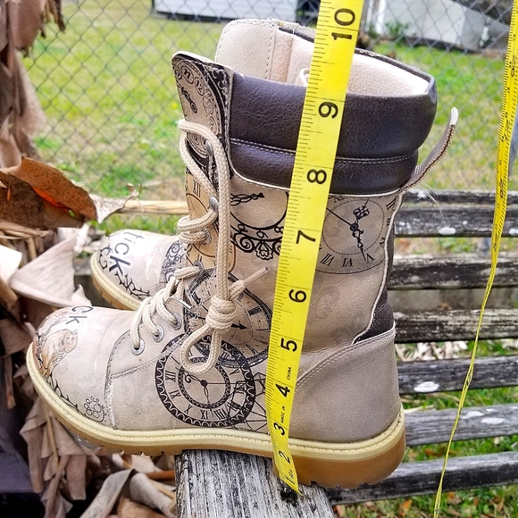 Womans Vegan Leather Beige Long Boots. Tick-Tock Design. Sz 37=6.5 - Picture 9 of 13